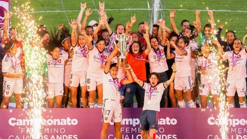 Los hinchas deberán nombrar el trofeo del Campeonato Femenino.