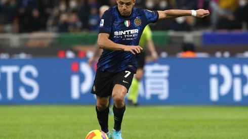 Alexis Sánchez lucha por terminar su relación contractual con el Inter de Milán.