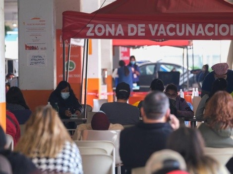 Revisa quiénes deben vacunarse contra el Covid-19 del 8 al 14 de agosto en Chile