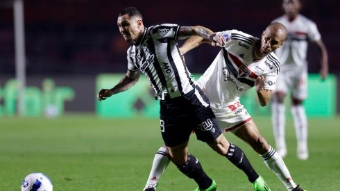 Sao Paulo ganó 1 a 0 en la ida con polémico arbitraje chileno de Piero Maza
