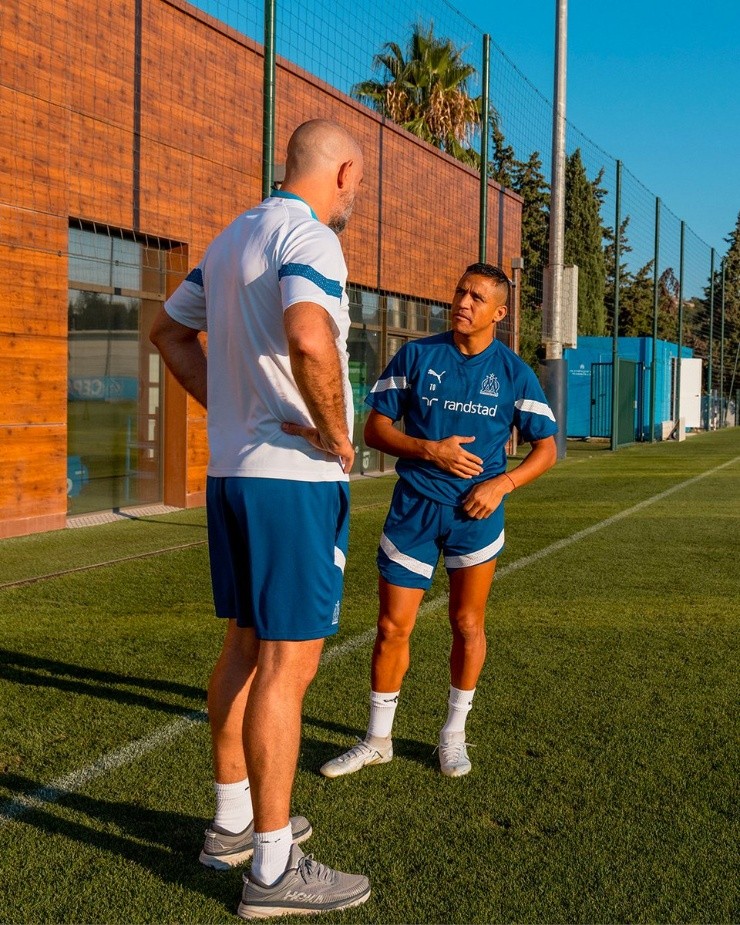 Alexis y su entrenador, Igor Tudor | OM