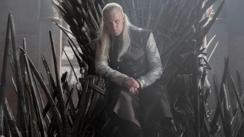 Matt Smith en el Trono de Hierro como Daemon Targaryen, para House of the Dragon.