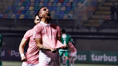 Ampuero grita con el alma el gol contra Audax Italiano