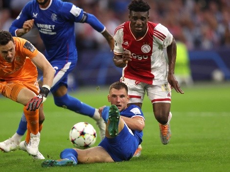 Ajax se olvida de Ten Hag y arranca la Champions goleando