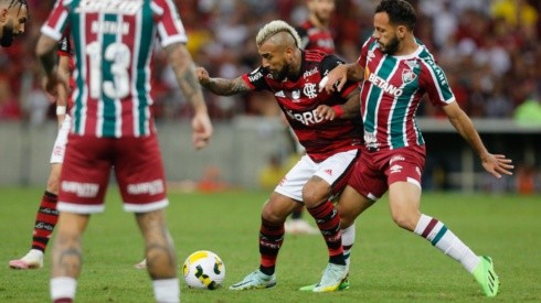 Vidal no logra afirmarse como titular en Flamengo