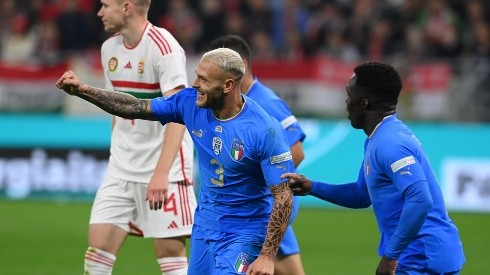 Dimarco celebra su gol ante Hungría que selló el triunfo italiano
