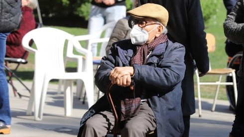 Los adultos mayores serán la tercera parte de la población chilena en 2050.
