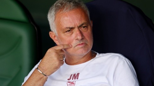 José Mourinho en el duelo entre la AS Roma de Italia y el Betis de España en el Grupo D de la Europa League.