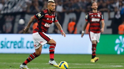 Arturo Vidal disfruta a concho su paso por Flamengo