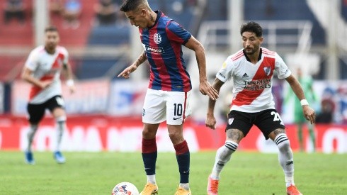 Ricardo Centurión jugando por San Lorenzo