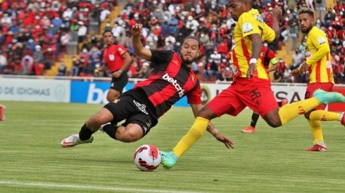 Alex Deneumostier hizo historia con Melgar de Arequipa al llegar a semifinales de la Copa Sudamericana 2022