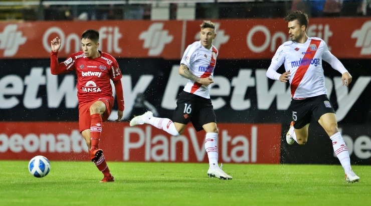 Ñublense derrotó a Curicó Unido en la primera rueda del Campeonato Nacional