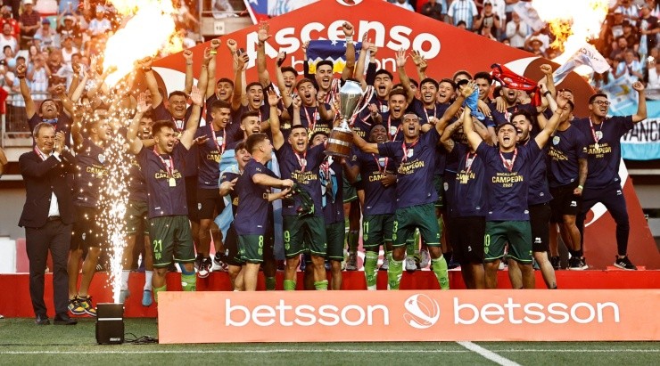 Magallanes se coronó campeón de Primera B en una campaña inolvidable
