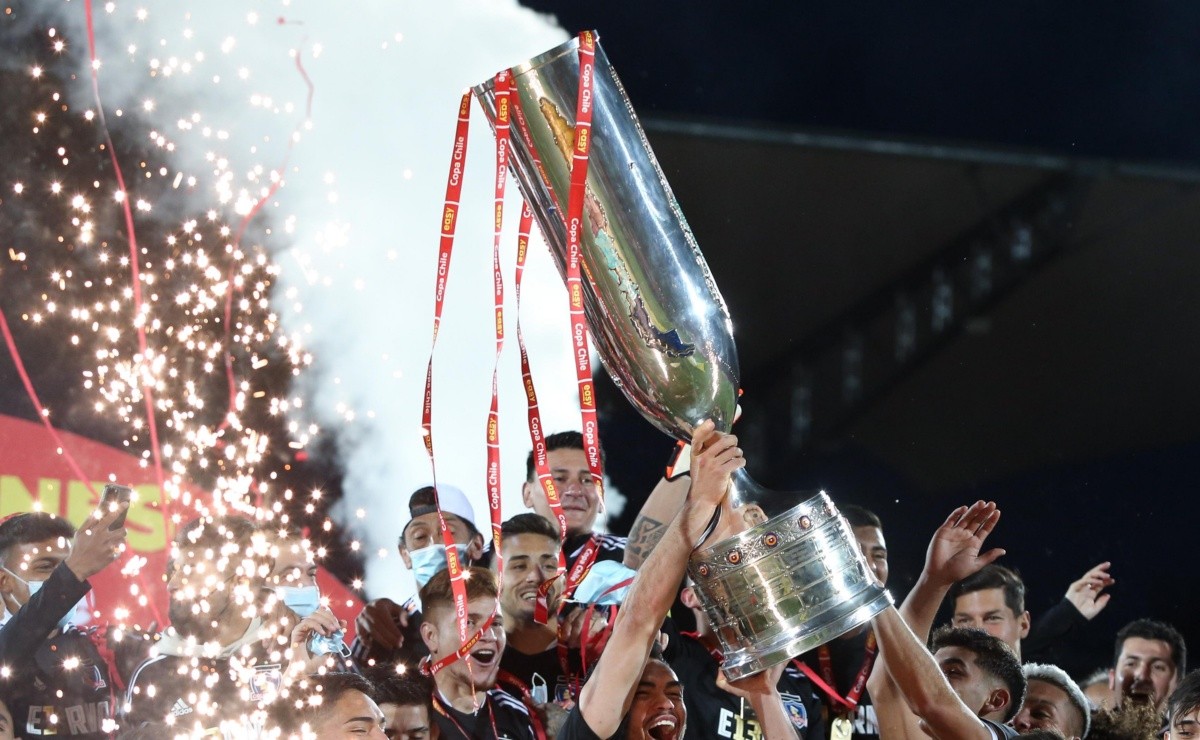 El premio al campeón de Copa Chile Magallanes vs Unión Española