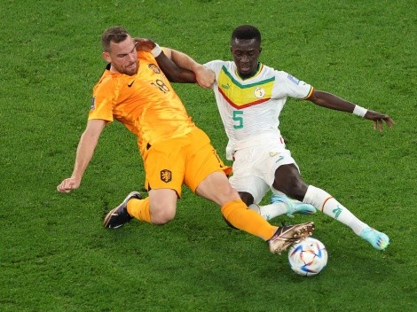 Países Bajos sorprende a Senegal con agónico triunfo
