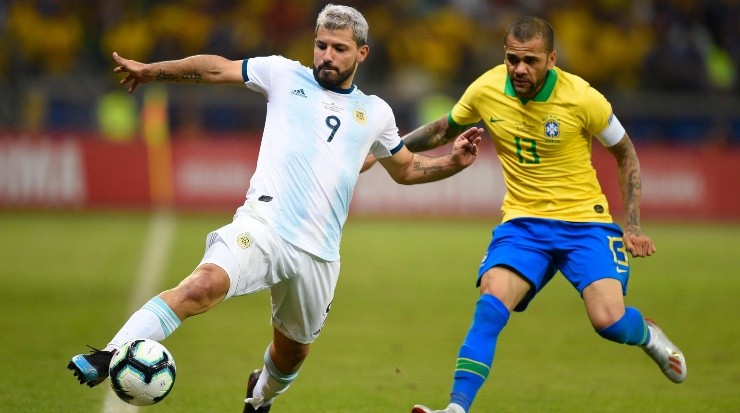 Agüero se tuvo que retirar del fútbol por un problema al corazón.