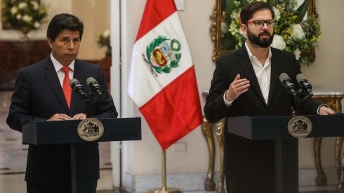 Pedro Castillo y Gabriel Boric se reunieron en La Moneda.