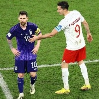 La fuerte discusión entre Lionel Messi contra Robert Lewandowski en el Mundial