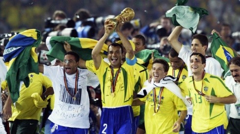 Brasil lleva la delantera con cinco copas del mundo.