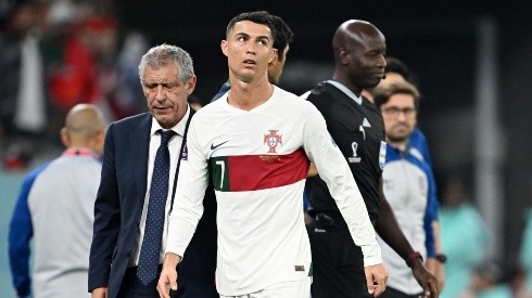 La imagen de Cristiano Ronaldo molesto tras ser sustituido ante Corea del Sur.