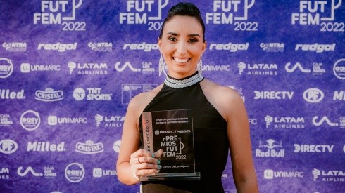 Hassan fue premiada como Mejor Comunicadora en los Premios FutFem 2022