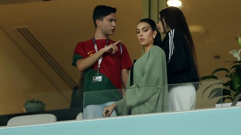 Georgina Rodríguez estuvo presente en el estadio Lusail, donde Portugal goleó por 6-1 a Suiza.
