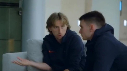 Modric hablando con Livakovic a fines del año pasado