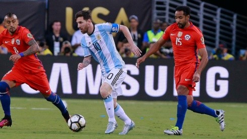 Beausejour piensa que el título de Argentina es una opción para que crezca el fútbol chileno