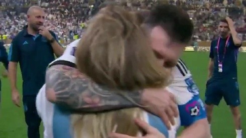 Lionel Messi y un abrazo conmovedor