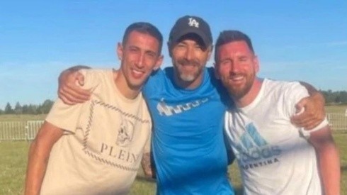 Messi junto a Di María y el Kily González. Quedó bien bronceado la Pulga