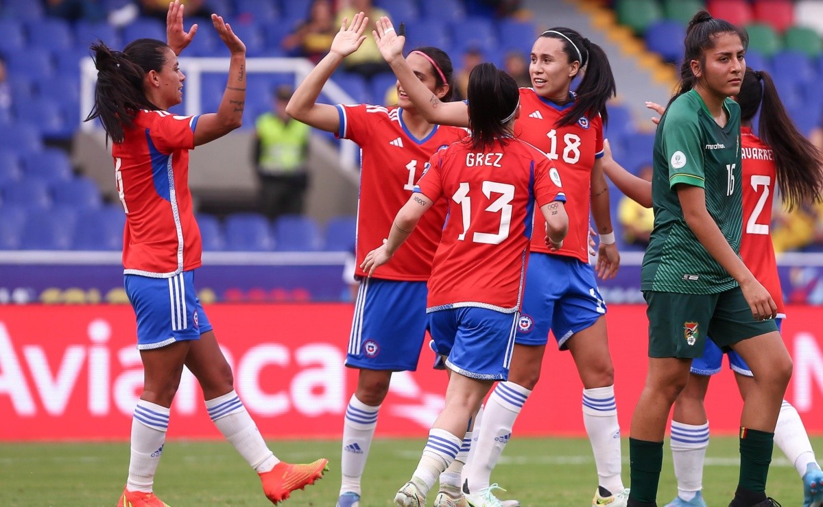 Especial Año Nuevo el calendario 2023 de fútbol femenino trae un