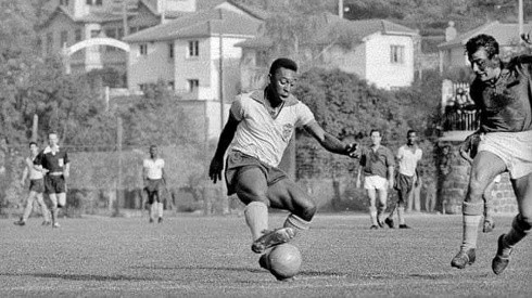 Pelé jugando en el Sausalito de Viña del Mar en el Mundial