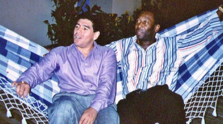 Maradona y Pelé sumaron amor y desamor a lo largo de sus vidas