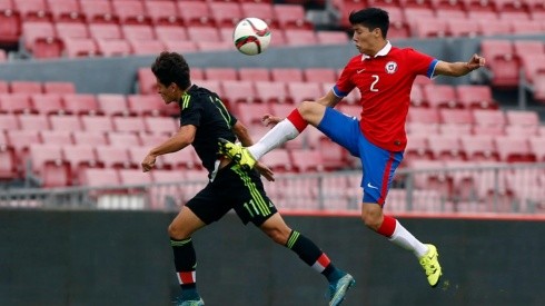 Simón Ramírez jugando por Chile Sub 17