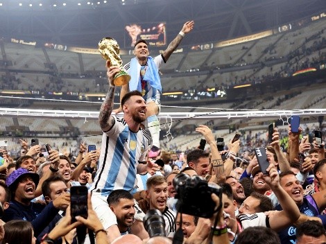 Increíble: Messi levantó una copa del mundo falsa