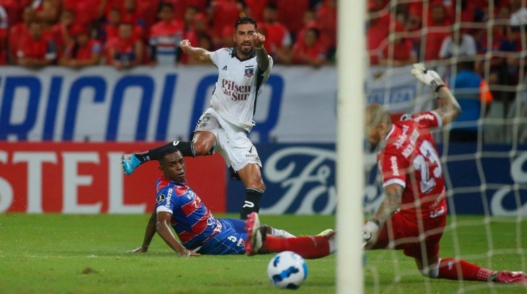 Lucero anotó 24 goles con la camiseta de Colo Colo en la temporada 2022. | Foto: Colo Colo.