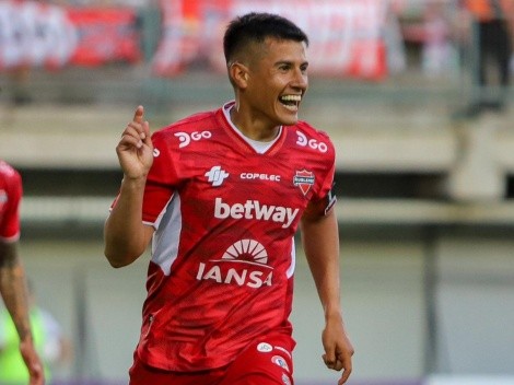 Ñublense vence a Oriente Petrolero con Caroca como figura