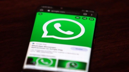 ¿Cómo puedo recuperar las conversaciones de WhatsApp?