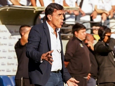 Quinteros explota contra árbitro Véjar: "Tiene algo contra Colo Colo"