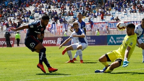Agustín Rossi atajó cinco partidos en Deportes Antofagasta por el Campeonato Nacional 2019. Uno de ellos fue ante Universidad de Chile.