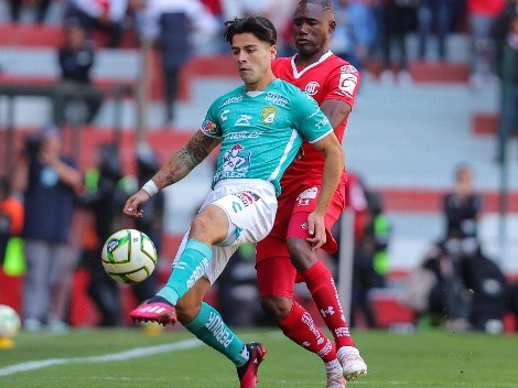 León le saca un empate con dos menos al Toluca en duelo entre chilenos