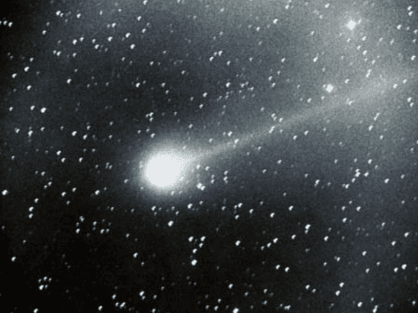 ¿Cuándo vuelve a pasar el Cometa Halley?