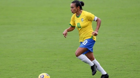 Marta volverá a jugar después de un año al ser citada por Brasil