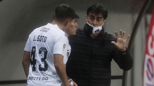 Colo Colo tuvo que visitar a Ñublense con juveniles en el 2021 por un brote de covid19.