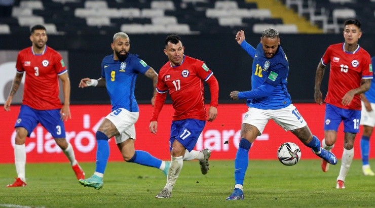 La selección chilena puede jugar hasta cinco partidos como local en el estadio Monumental en 2023. 
   Foto: Getty Images
