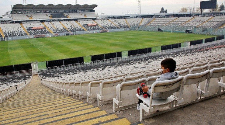 El estadio Monumental es el único escenario de Clase A que tiene hoy el fútbol chileno. 
   Foto: Getty Images