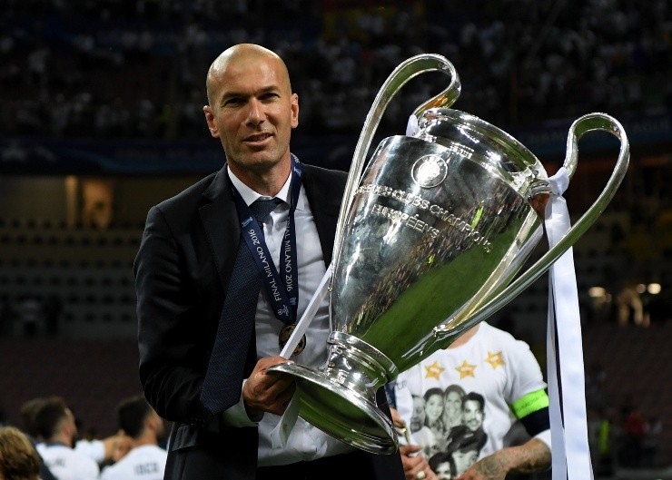 Zizou ha tenido sólo una experiencia como entrenador en donde ganó 3 veces la Champions. (Getty Images)