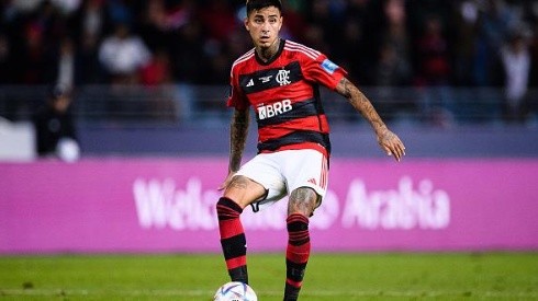 Pulgar fue titular en el Flamengo