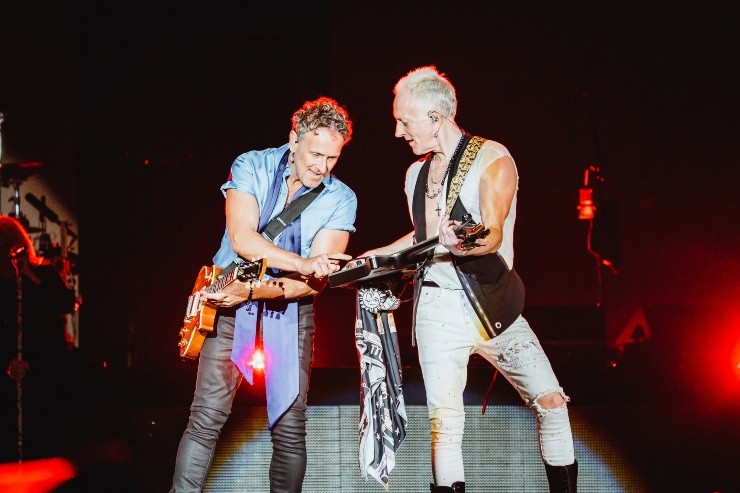 Def Leppard deleitó a los rockeros nacionales. (Foto: Guillermo Salazar)