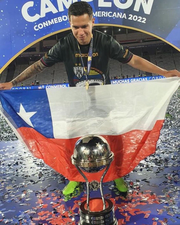 Fernández lleva cuatro titulos en IDV: Copa Ecuador, Supercopa Ecuador, Copa Sucamericana y Recopa Sudamericana | Instagram